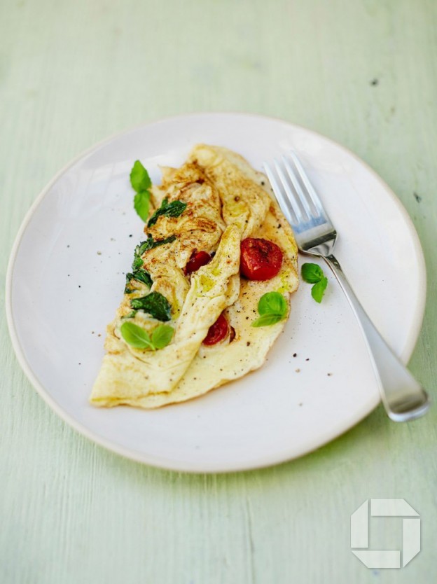MORGUNVERÐUR – Ommiletta með tómötum og basil